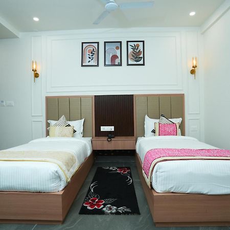 Anaya Retreat Hotel Váránaszi Kültér fotó