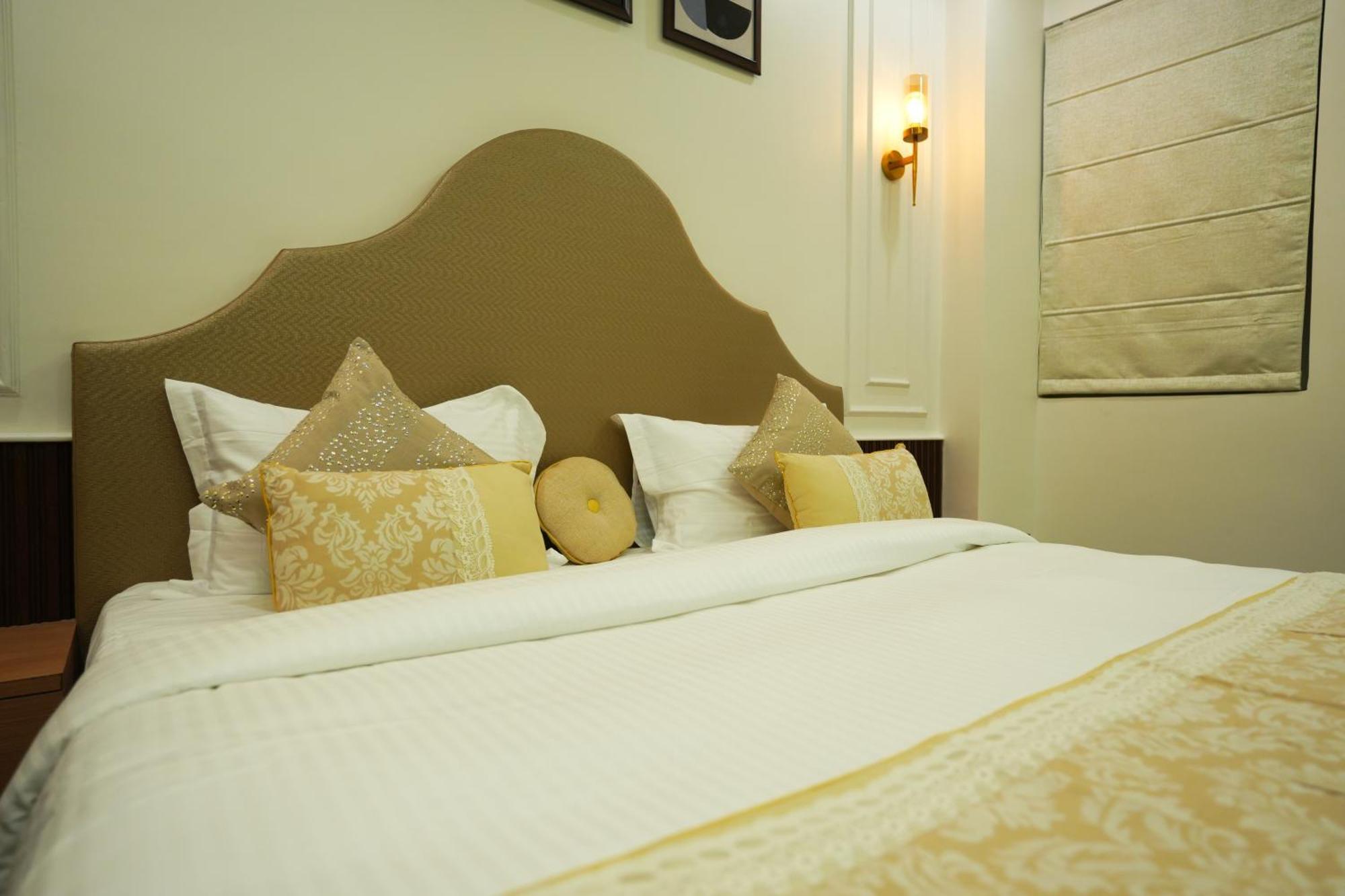 Anaya Retreat Hotel Váránaszi Kültér fotó