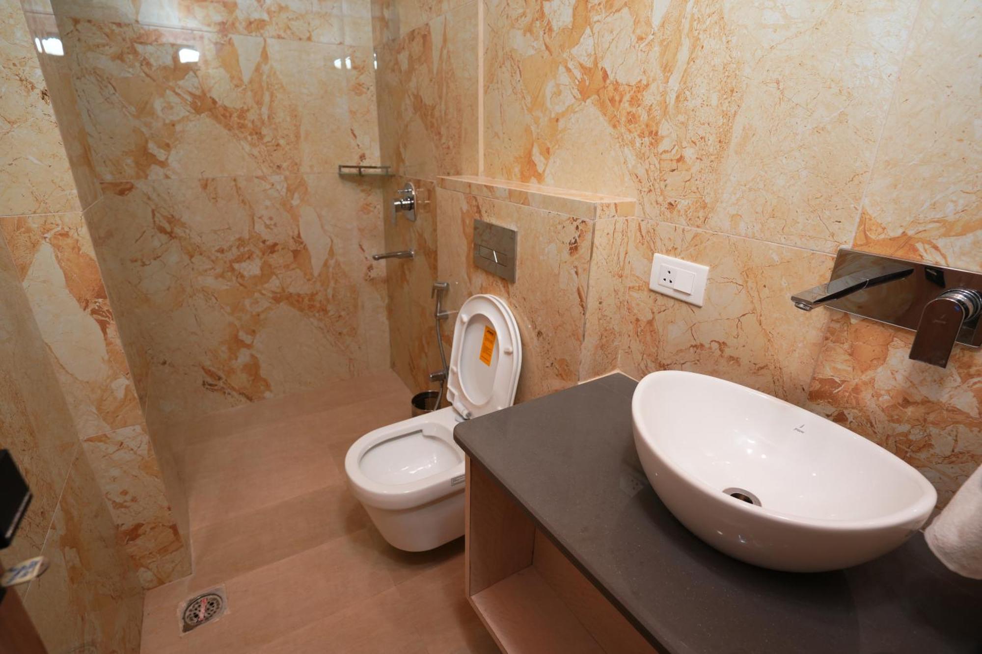 Anaya Retreat Hotel Váránaszi Kültér fotó